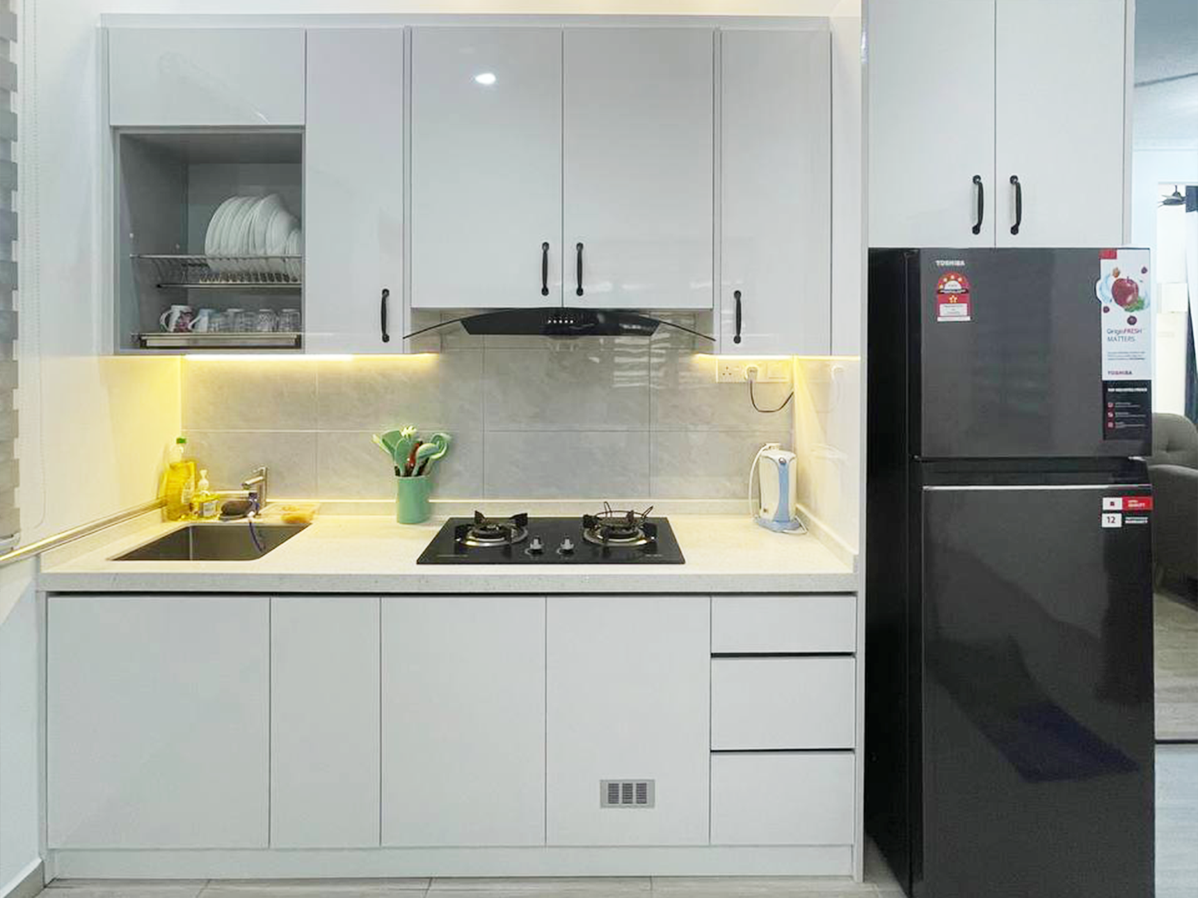 Kitchen Cabinet-07