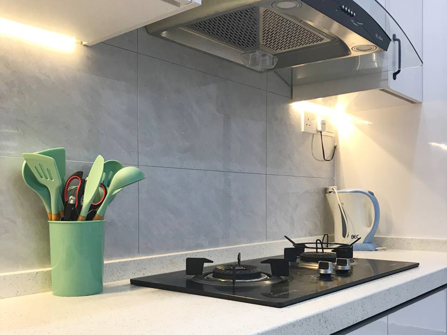 Kitchen Cabinet-08