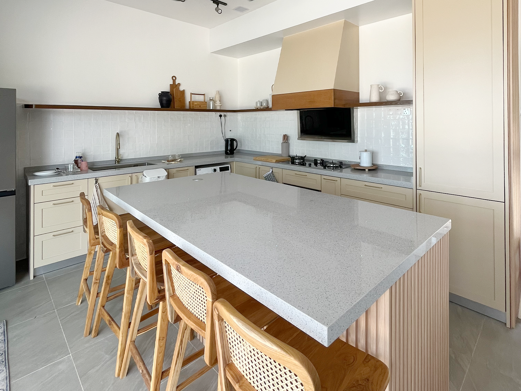Kitchen Cabinet-28